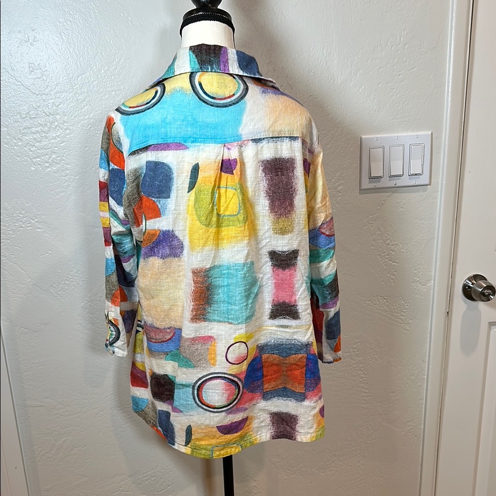 Colorful Abstract Button-Up Shirt - Picture 3 of 7
